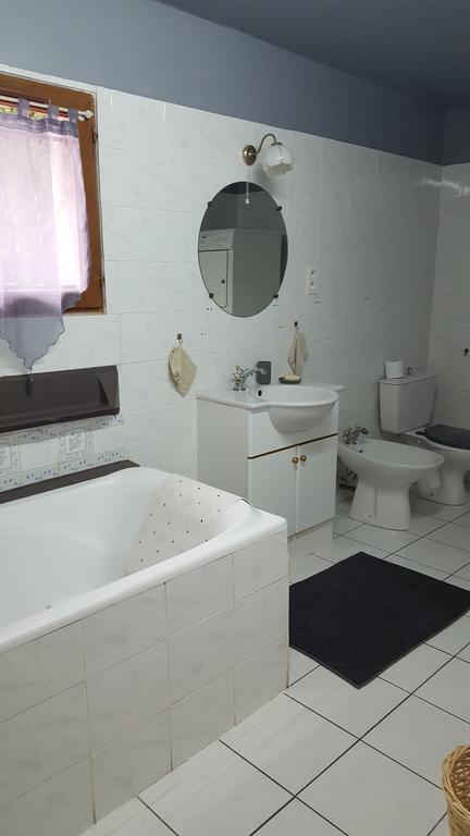 Aux Oliviers Hotel Homps  Kültér fotó