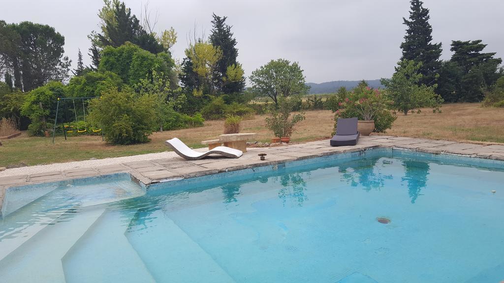 Aux Oliviers Hotel Homps  Kültér fotó