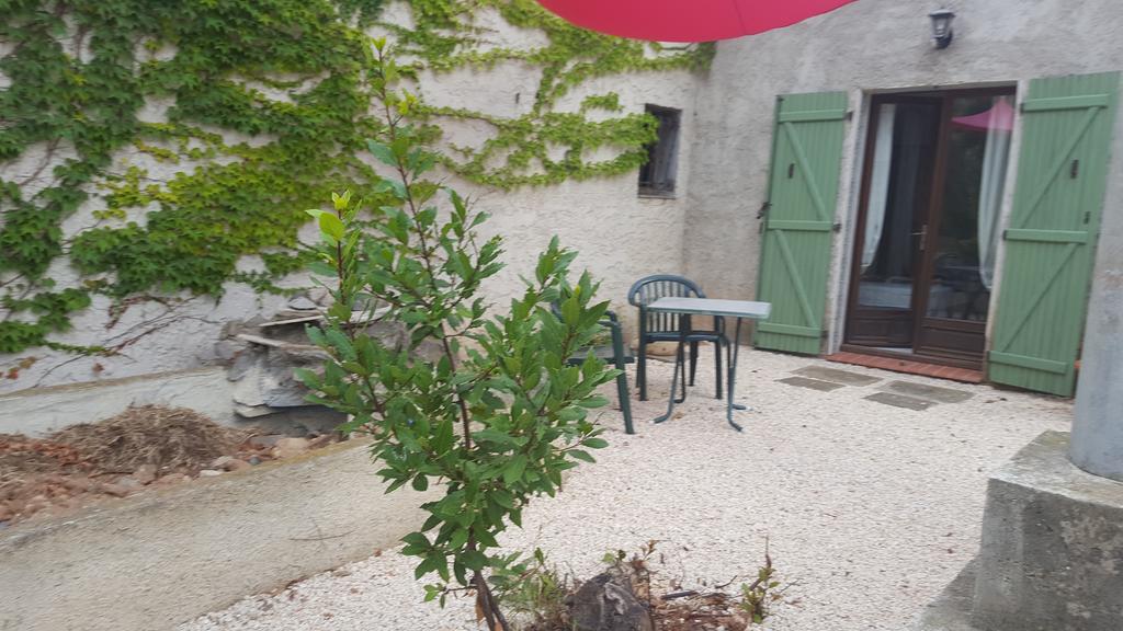 Aux Oliviers Hotel Homps  Kültér fotó